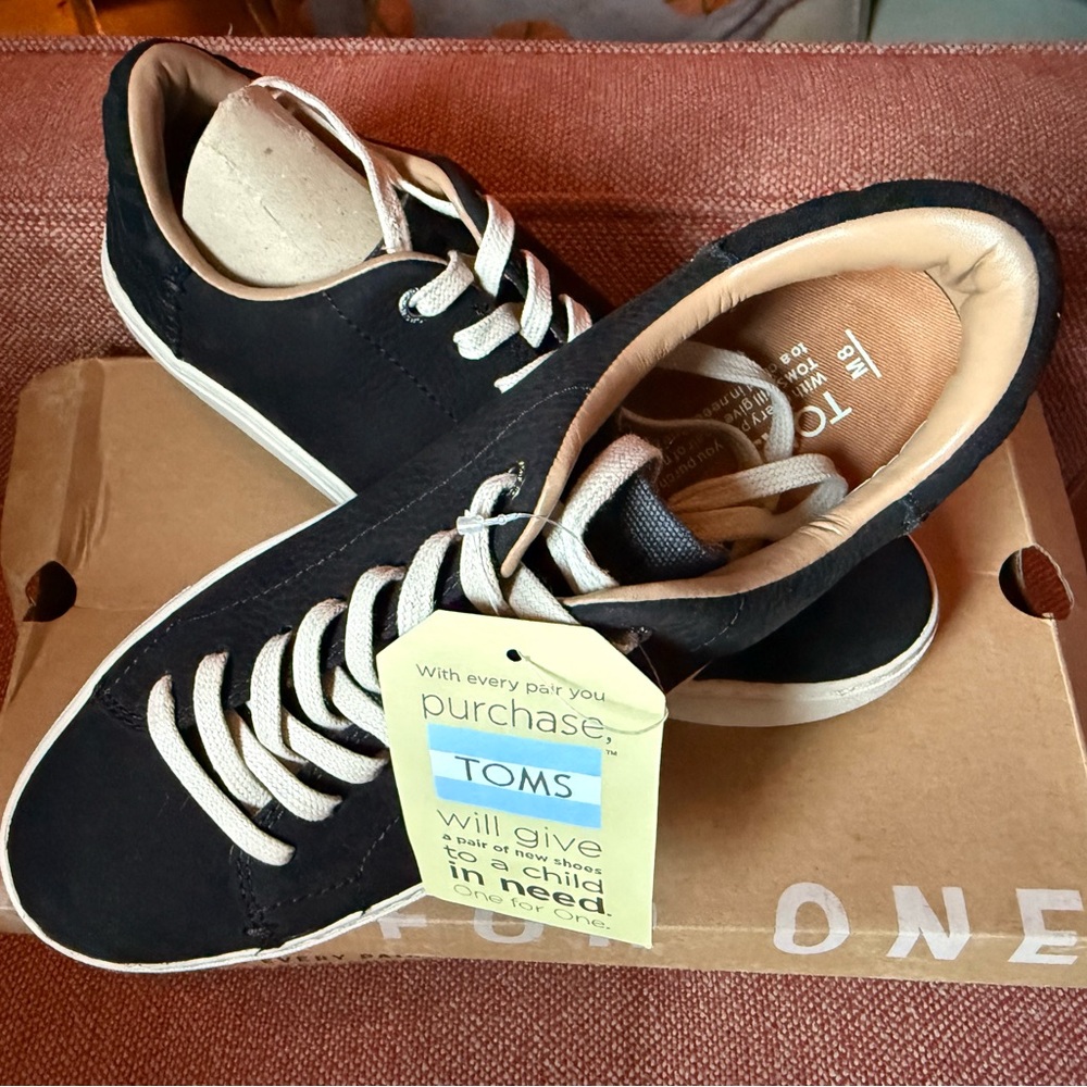 TOMS Men's Black Casual Shoes